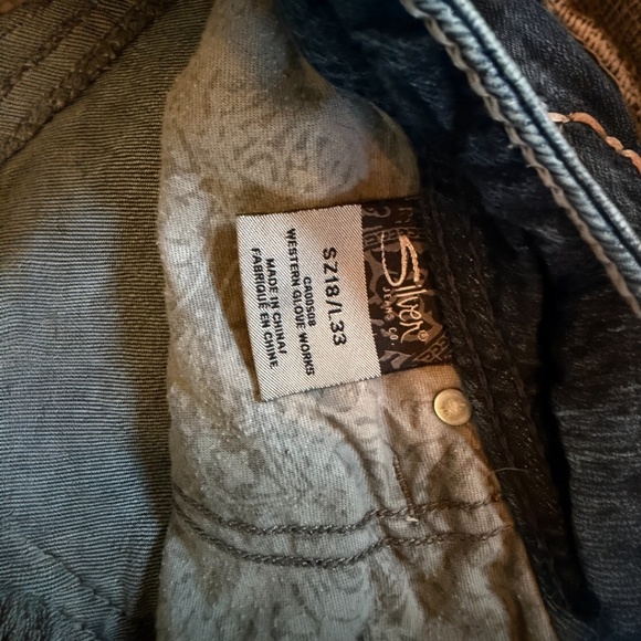 Silver Jeans Size 18/L33 - Picture 3 of 5